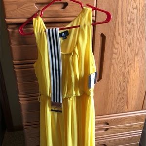 Yellow dress with a belt